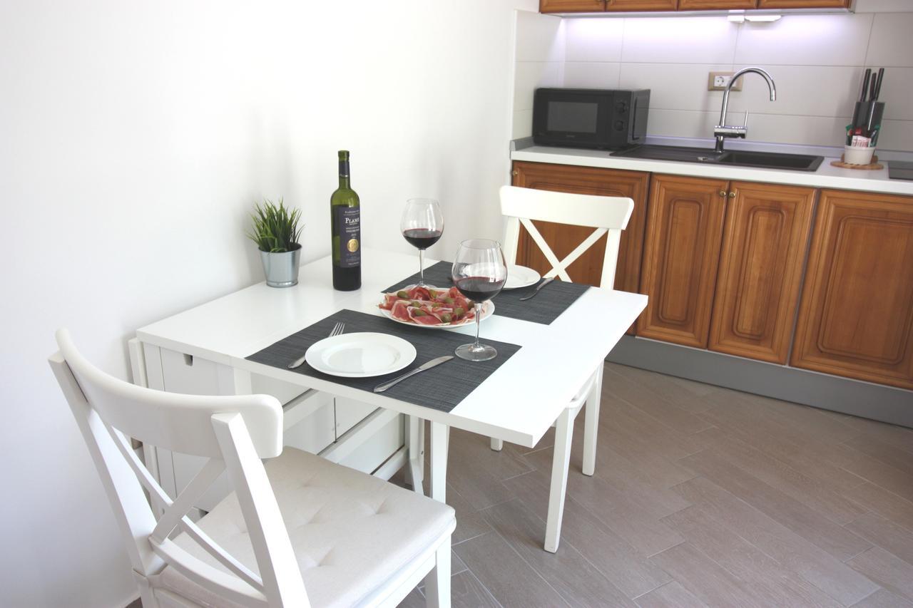 Aurora Apartments Šibenik Esterno foto