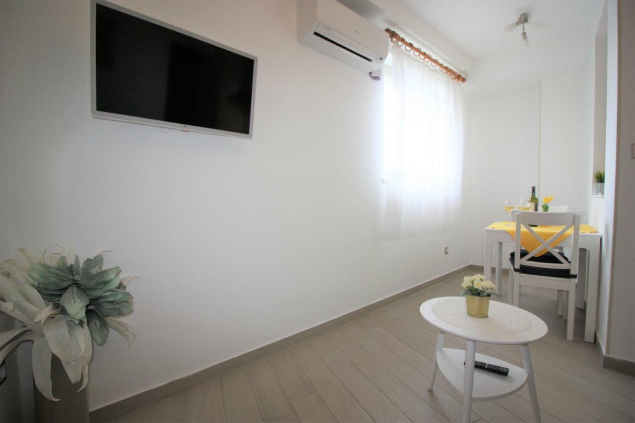 Aurora Apartments Šibenik Esterno foto