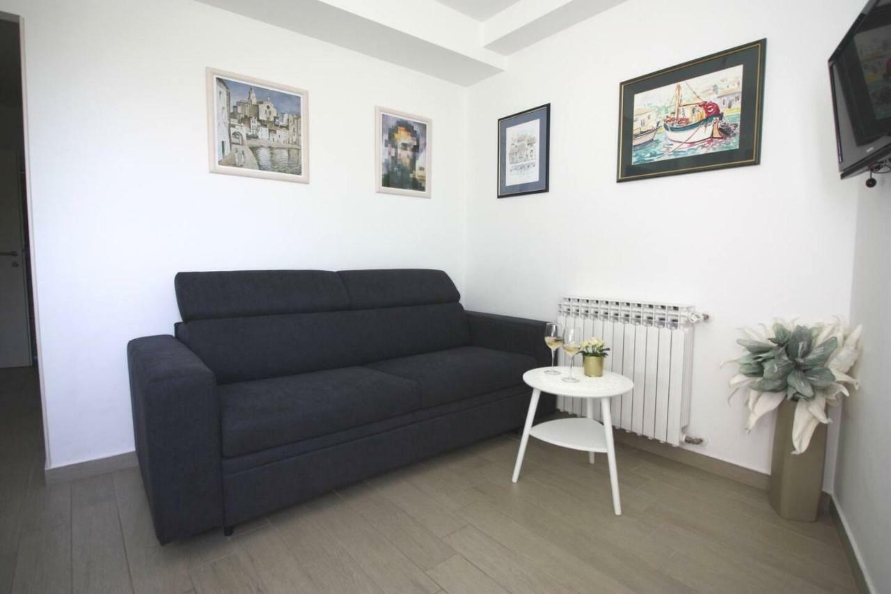 Aurora Apartments Šibenik Esterno foto